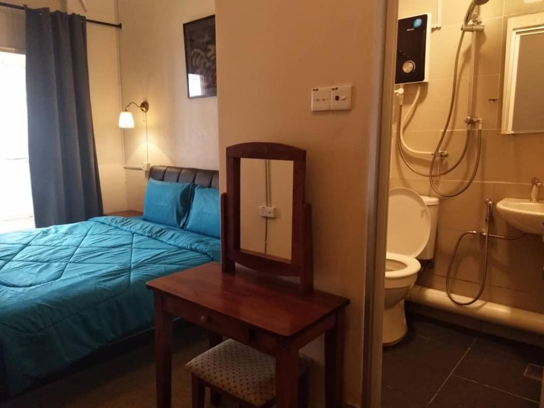 Grocer'S Inn Backpackers Guesthouse Kuala Lumpur Buitenkant foto