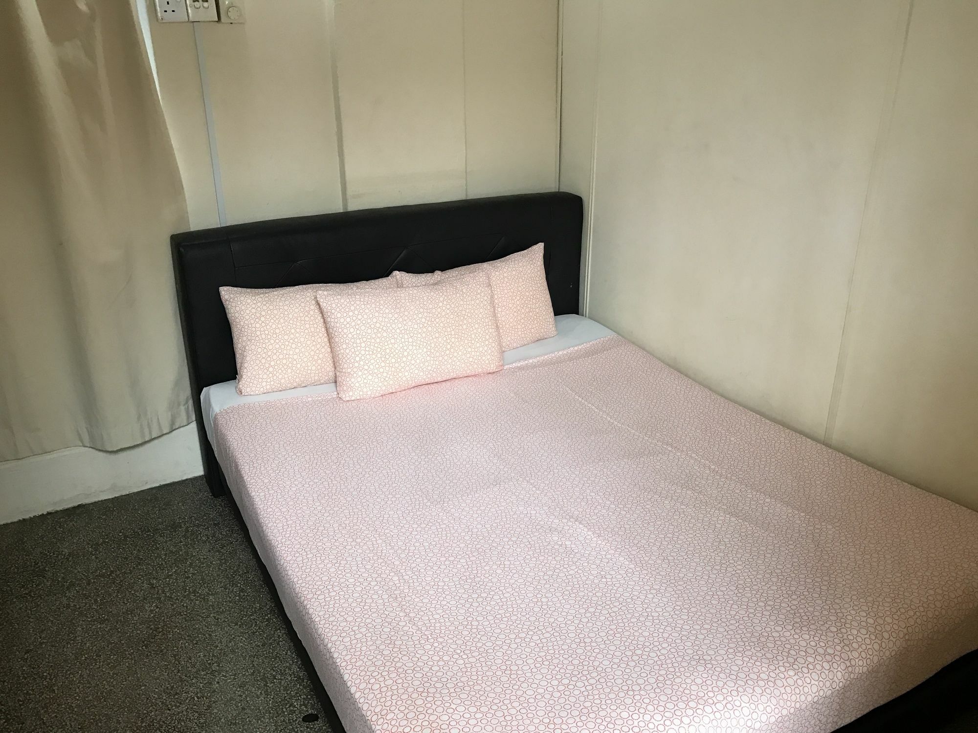 Grocer'S Inn Backpackers Guesthouse Kuala Lumpur Buitenkant foto